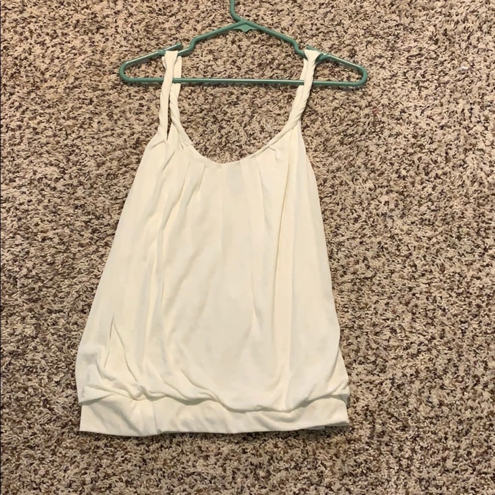 Women’s off white tank